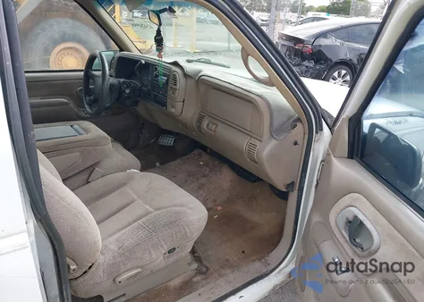 1997 Chevrolet C1500 Fleetside from USA, damaged, VIN 2GCEC19RXV1166543